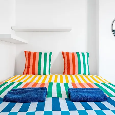 New Rue Roger #2 - Bills Included - Direct Train From Cdg Airport Apartment