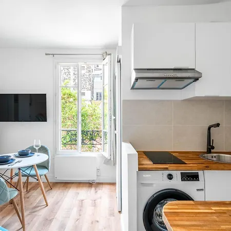 New Rue Roger #2 - Bills Included - Direct Train From Cdg Airport Apartment Paris